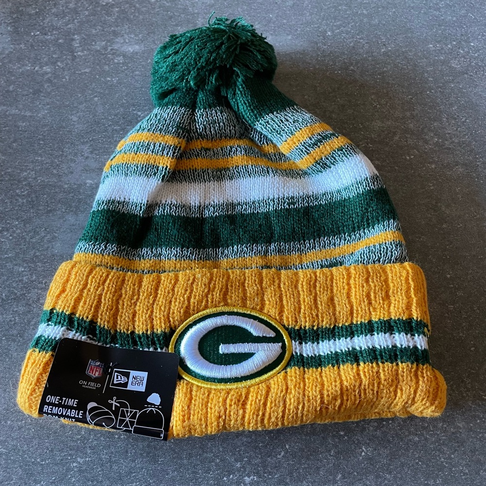 PRICE IS FIRM Brand new Green Bay Packers beanie